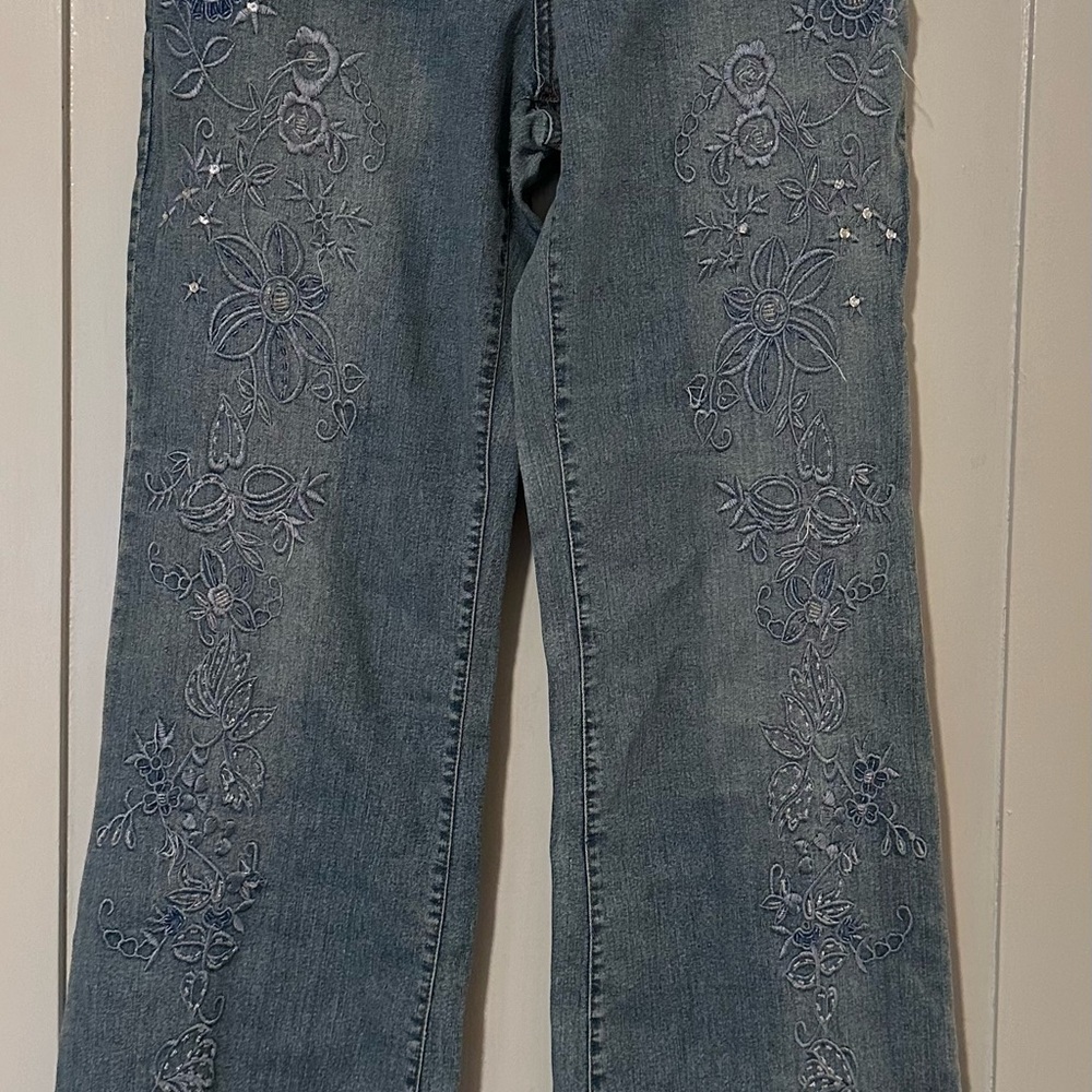 Vintage Embroidered Pristine Jeans